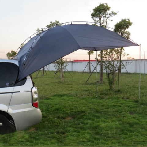 Copertină pentru portbagaj auto – Protecție și confort în aer liber 